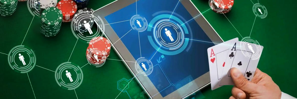 je777 ক্যাসিনো ভিজ্যুয়াল মন্টাজ—গেম টাইল, টেবিল স্টাইল এলিমেন্ট ও লাইভ ডিলার পরিবেশসহ